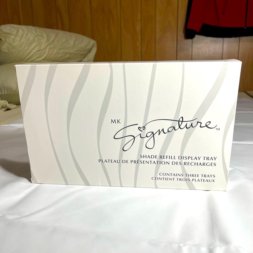 Mary Kay signature shade refill display tray